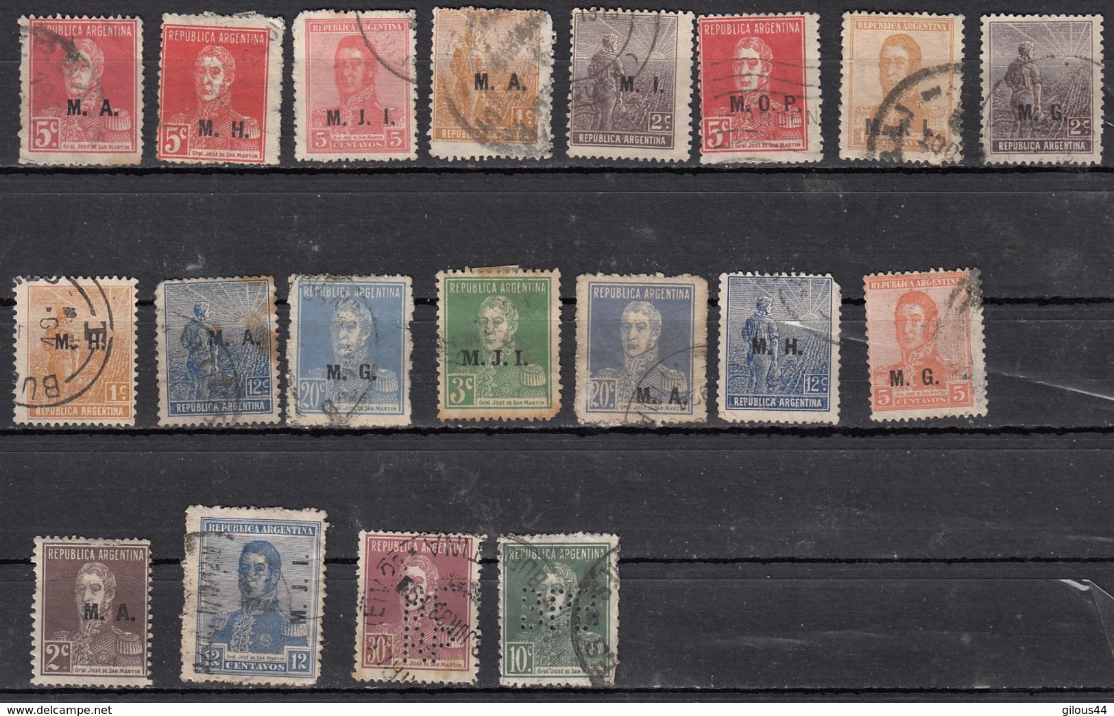 Argentine San Martin  Avec Surcharge Ou Perfin  19 Valeurs - Used Stamps