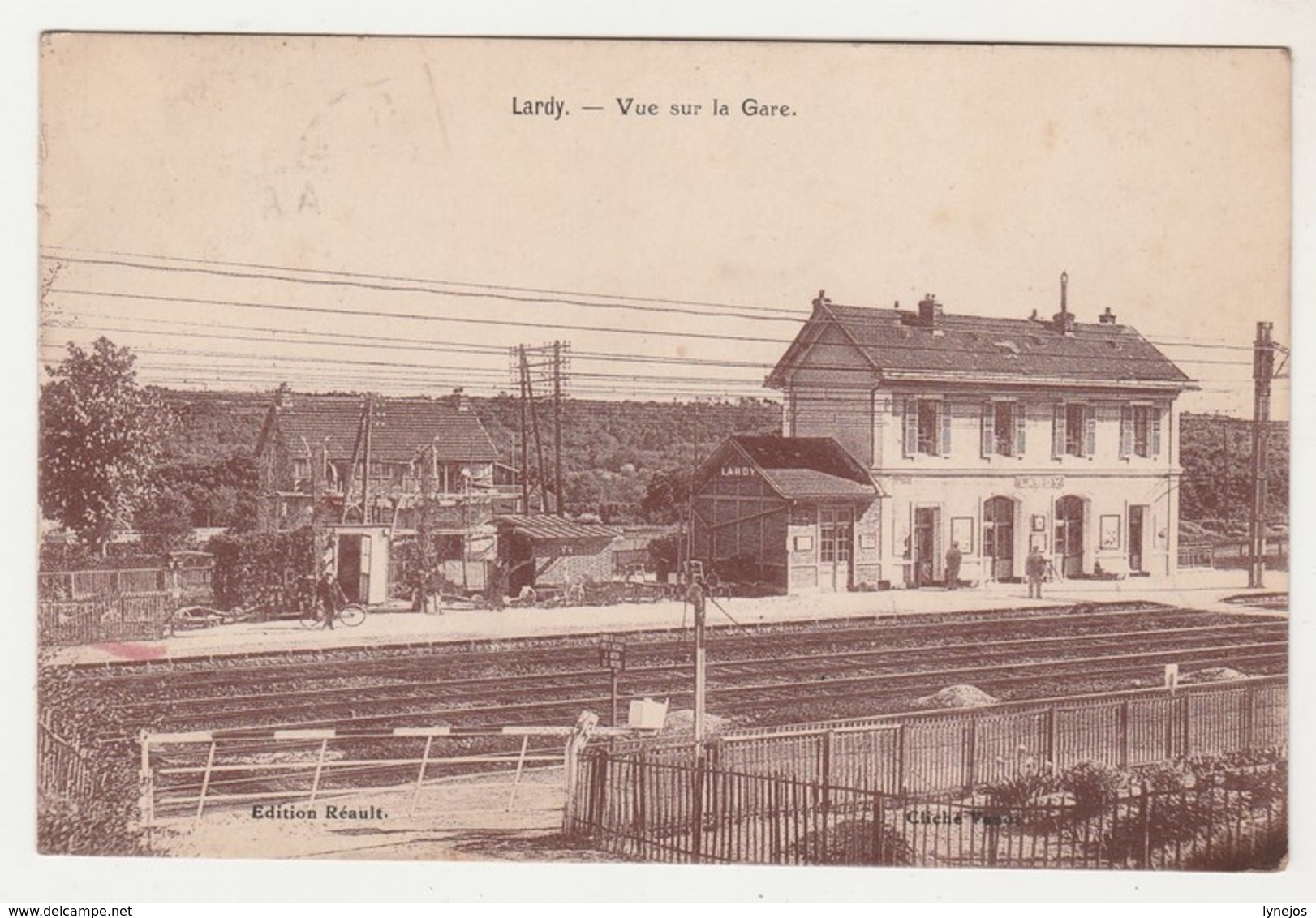 Cpsm  91 Lardy Vue Sur La Gare - Lardy