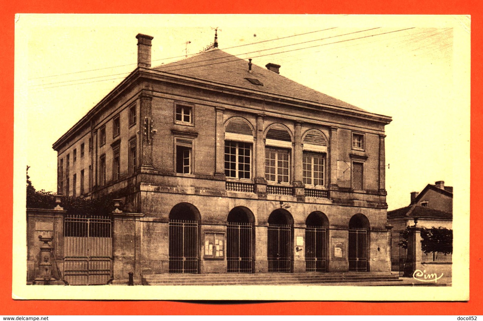 CPA 52 Doulaincourt " La Mairie " - Doulaincourt