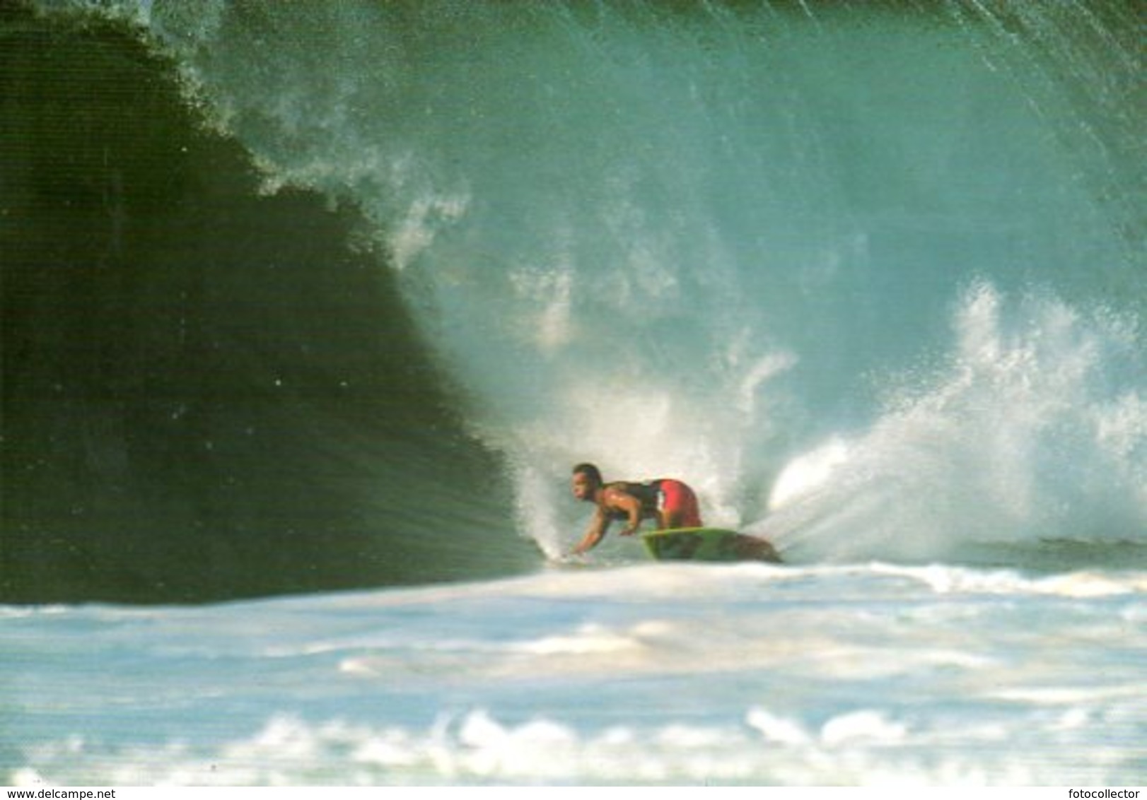 Surfer En Action - Autres & Non Classés