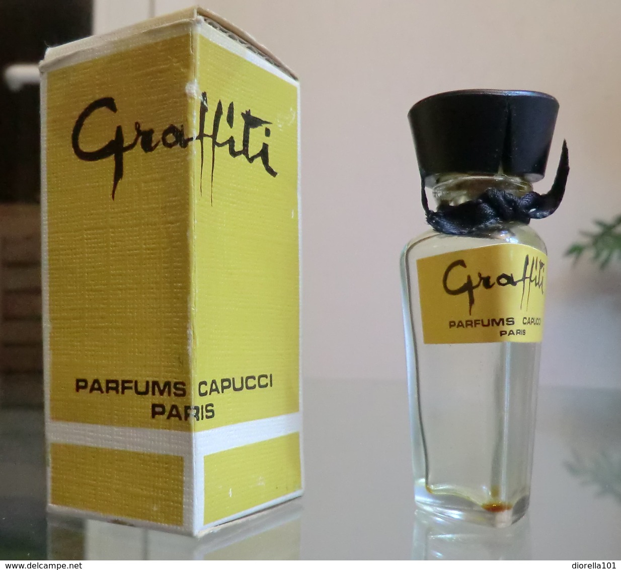 GRAFFITI - PARFUM 7,5 ML De CAPUCCI - Miniatures Femmes (avec Boite)