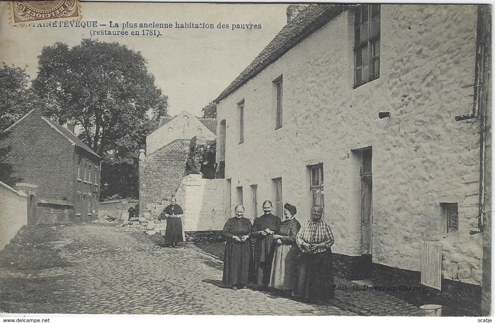 Fontaine L'Evêque   -   La Plus Ancienne Habitation Des Pauvres.   -   1920   Naar   Bruxelles - Fontaine-l'Evêque