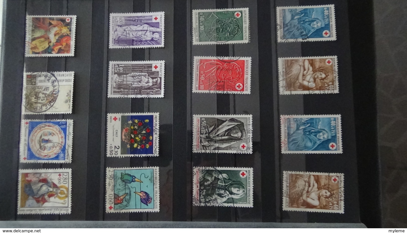 Bel ensemble de courriers, blocs et timbres croix rouges oblitérés de France dont 1 N° 306 ** (1 dent un peu courte) !!!