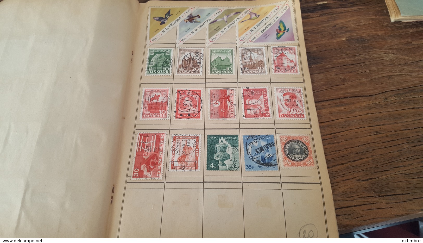 LOT 440050 TIMBRE  DIVERS  CARNET A CHOIX PORT A 2 EUROS