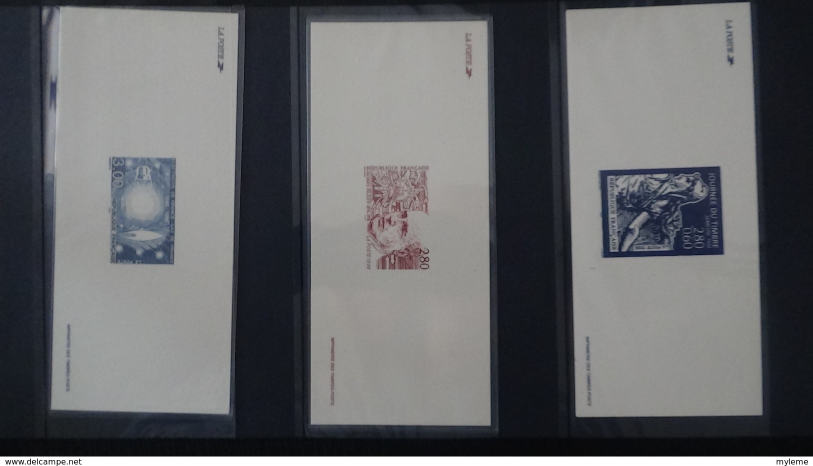 87 Gravures des timbres postes Français dans son classeur d'origine. A saisir  !!!