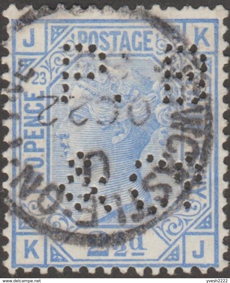 GB 1881 Y&T 62 SG 157 Michel 59. Victoria 2 1/2 P. Bleu, Filigrane Couronne. Planche 23. Lettres JK. Perforé, Perfin - Oblitérés