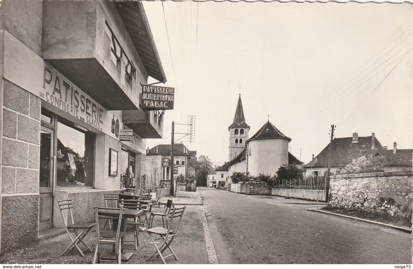 Carte Postale Des Années 50-60 De Savoie - Novalaise - L'entrée Du Village - Devanture De Magasin - Altri & Non Classificati