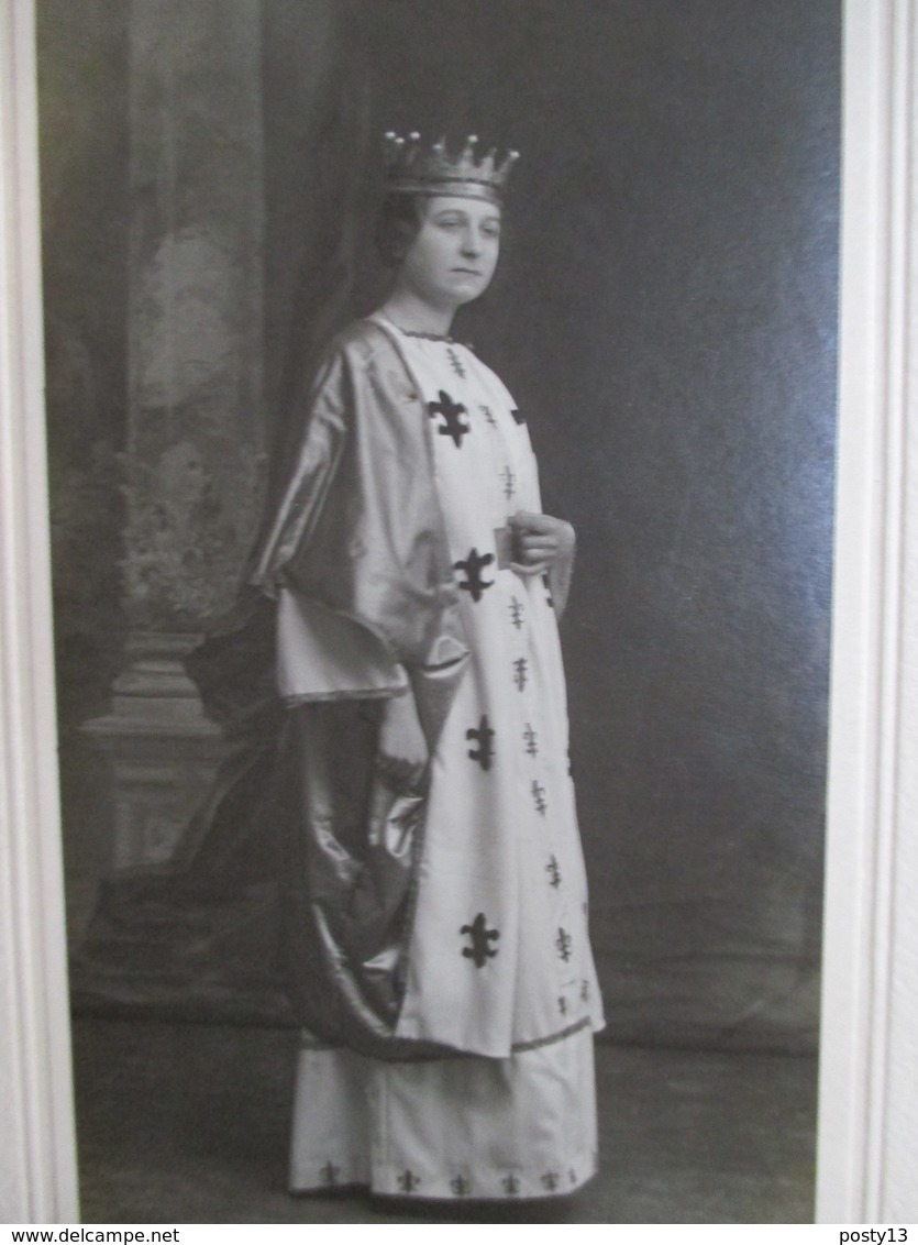 Bordighera - Photographie Ancienne D' Ezio BENIGNI - Personnage Féminin En Reine De France - ( Théâtre ? ) - TTBE - Antiche (ante 1900)