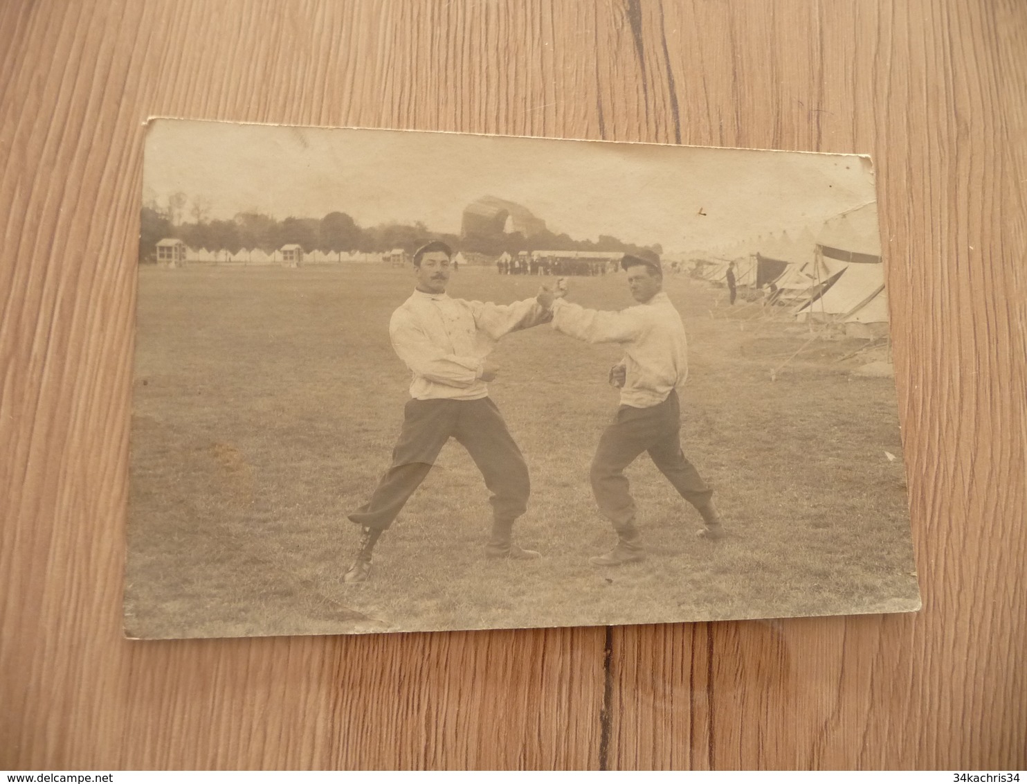 Carte Photo Militaire Militaria Camp Aérostiers? Au Fond Ballon Dirigeable - Equipment