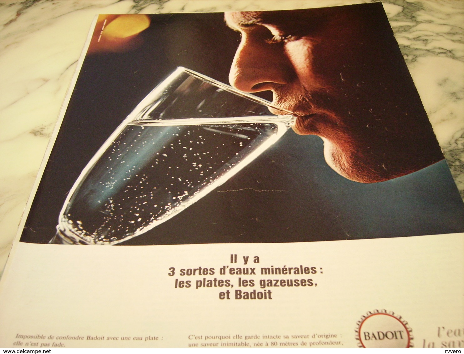 ANCIENNE PUBLICITE EAU GAZEUSE  BADOIT 1966 - Affiches