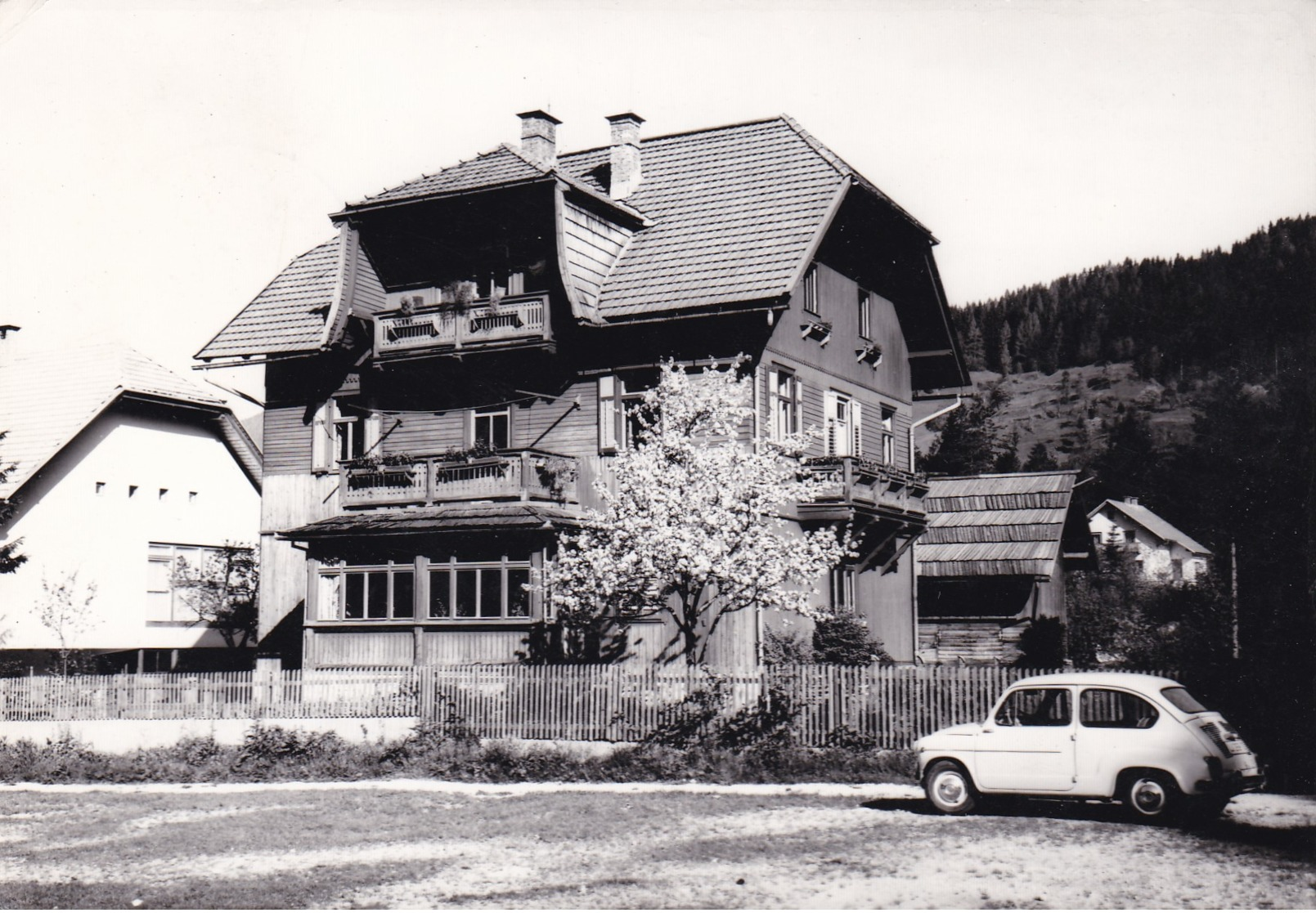 JEZERSKO,SLOVENIA POSTCARD - Slovenia