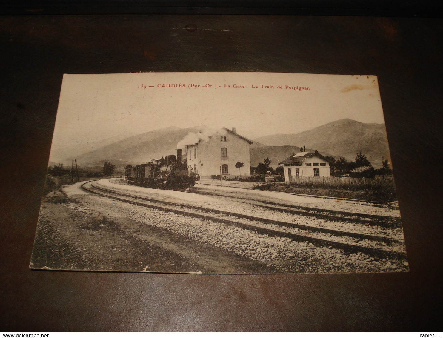 CAUDIES LA GARE LE TRAIN DE PERPIGNAN 1919 - Autres & Non Classés