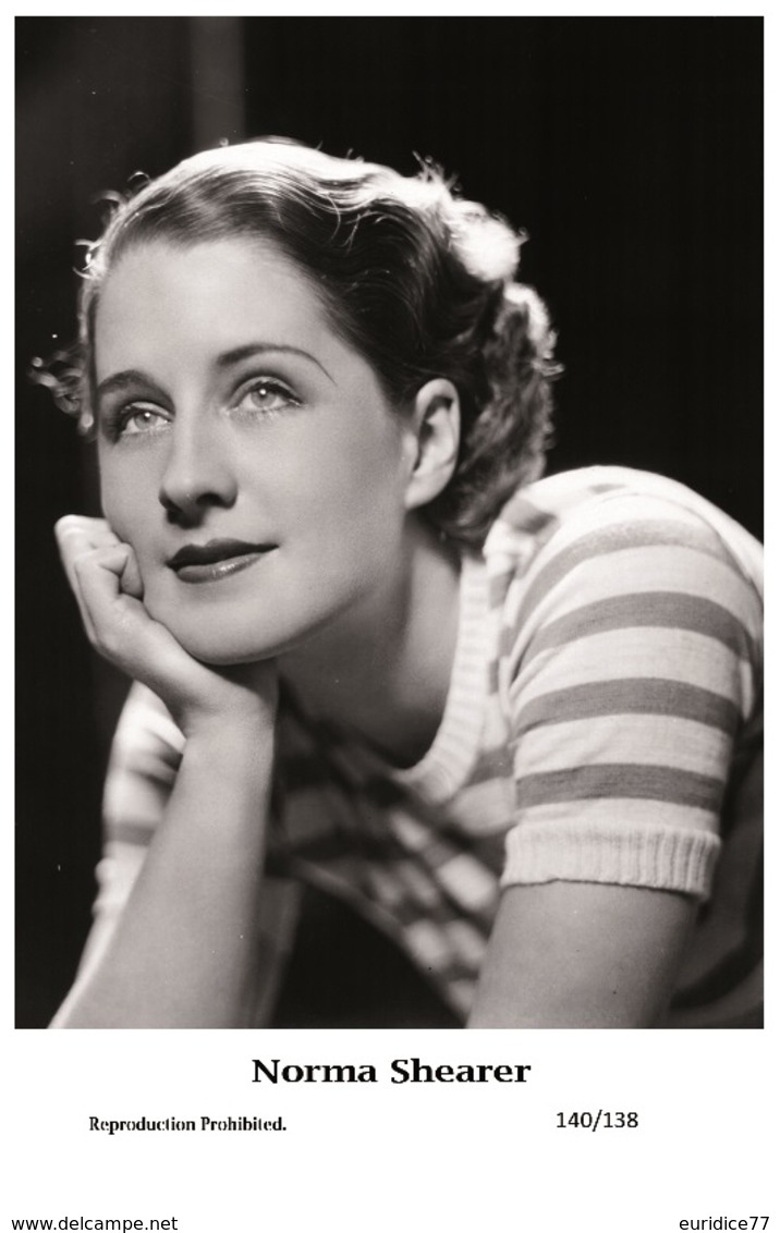 NORMA SHEARER - Film Star Pin Up PHOTO POSTCARD - 140-138 Swiftsure Postcard - Artistas