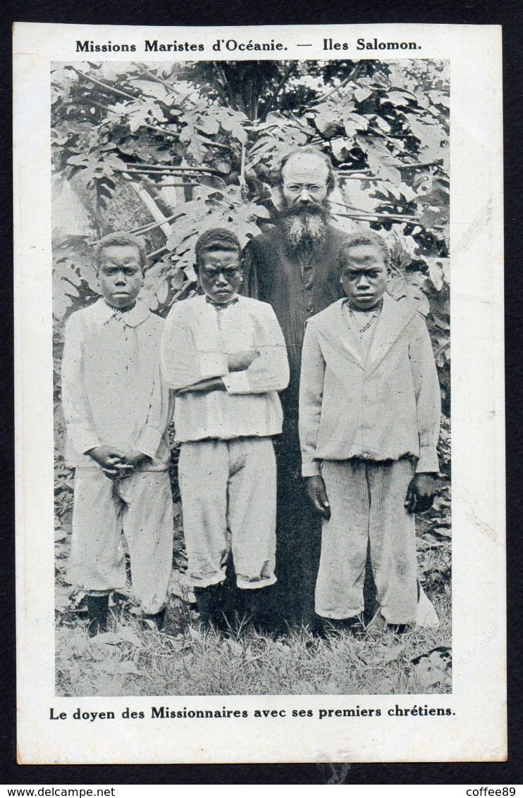 OCEANIE - ILES SALOMON - Le Doyen Des Missionnaires Avec Ses Premiers Chrétiens - Islas Salomon