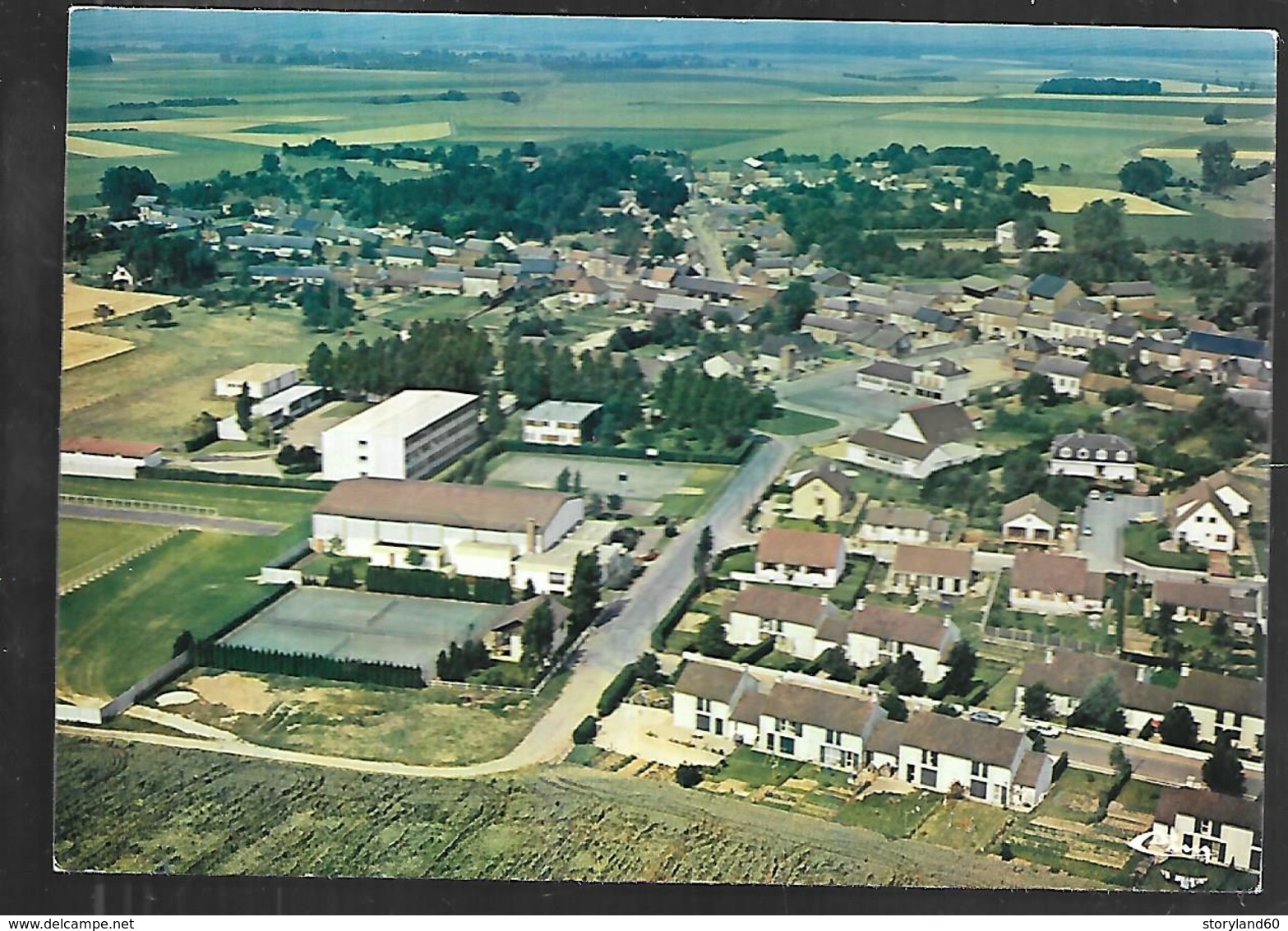 Cpm 03322 Froissy Vue Générale Aérienne - Froissy