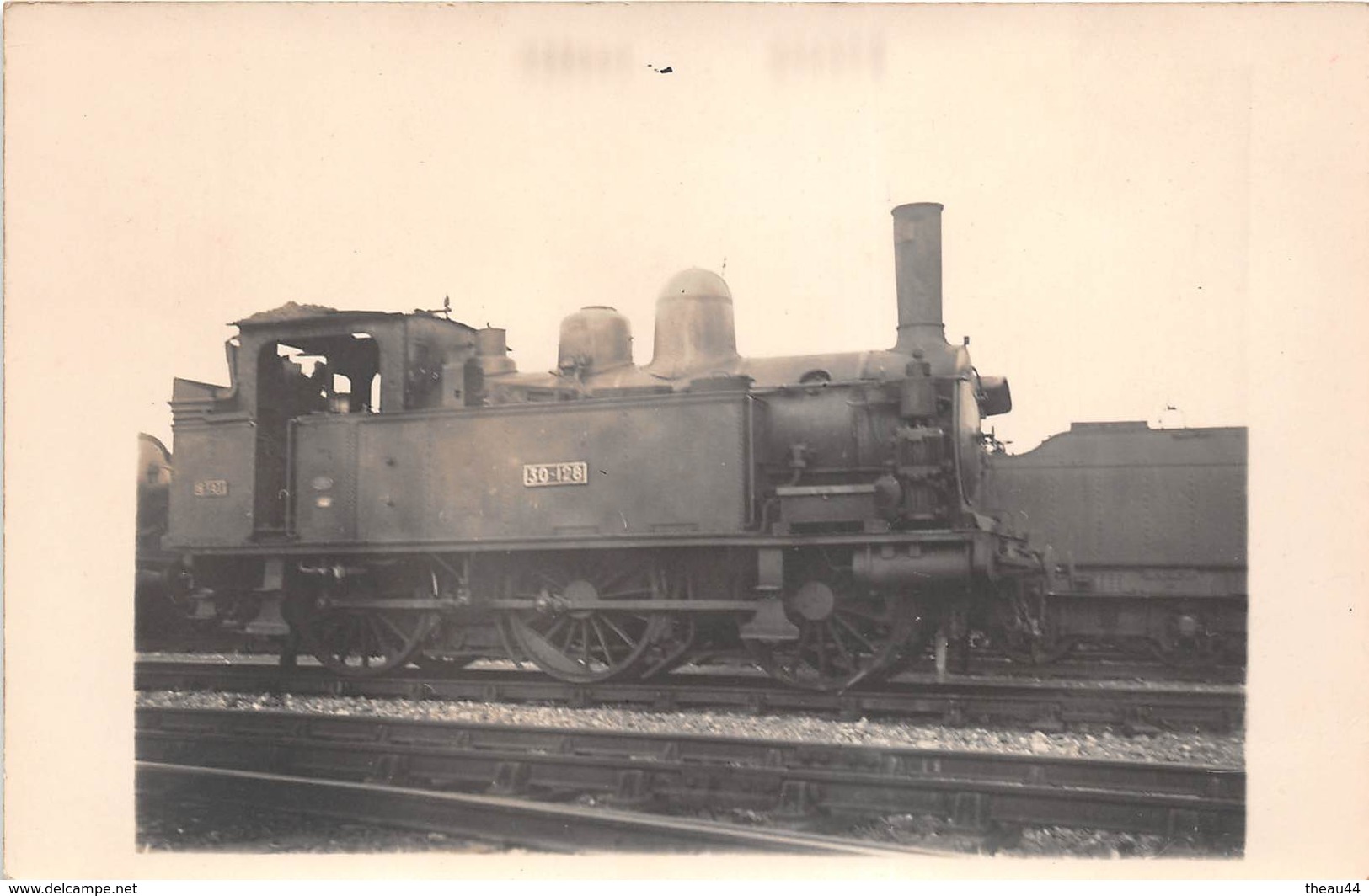 ¤¤ -    Carte-Photo D'une Locomotive En Gare  - Chemin De Fer ETAT -  Train  -  ¤¤ - Bahnhöfe Mit Zügen