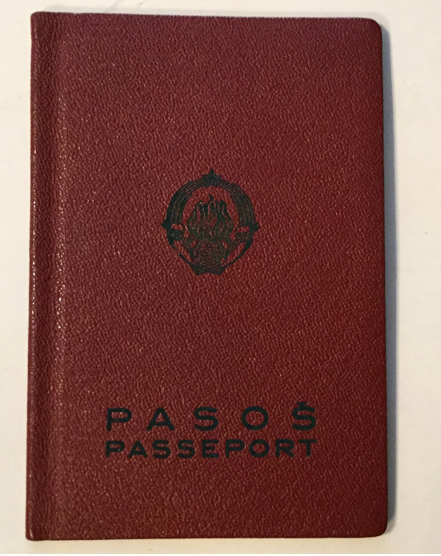 PASSPORT   REISEPASS  PASSAPORTO   PASSEPORT YUGOSLAVIA  1962. VISA TO: GERMANY , , AUSTRIA , FRANCE - Historische Dokumente