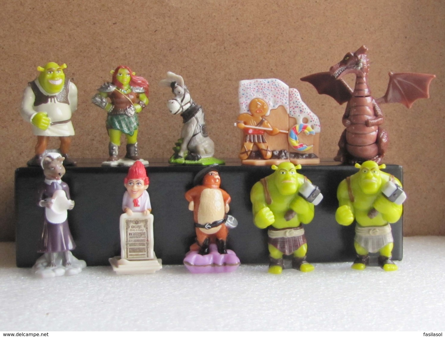 Kinder 2010 : Série Complète : Shrek 4 + 1 Variante (10 Figurines Avec 1 BPZ) - Dessins Animés
