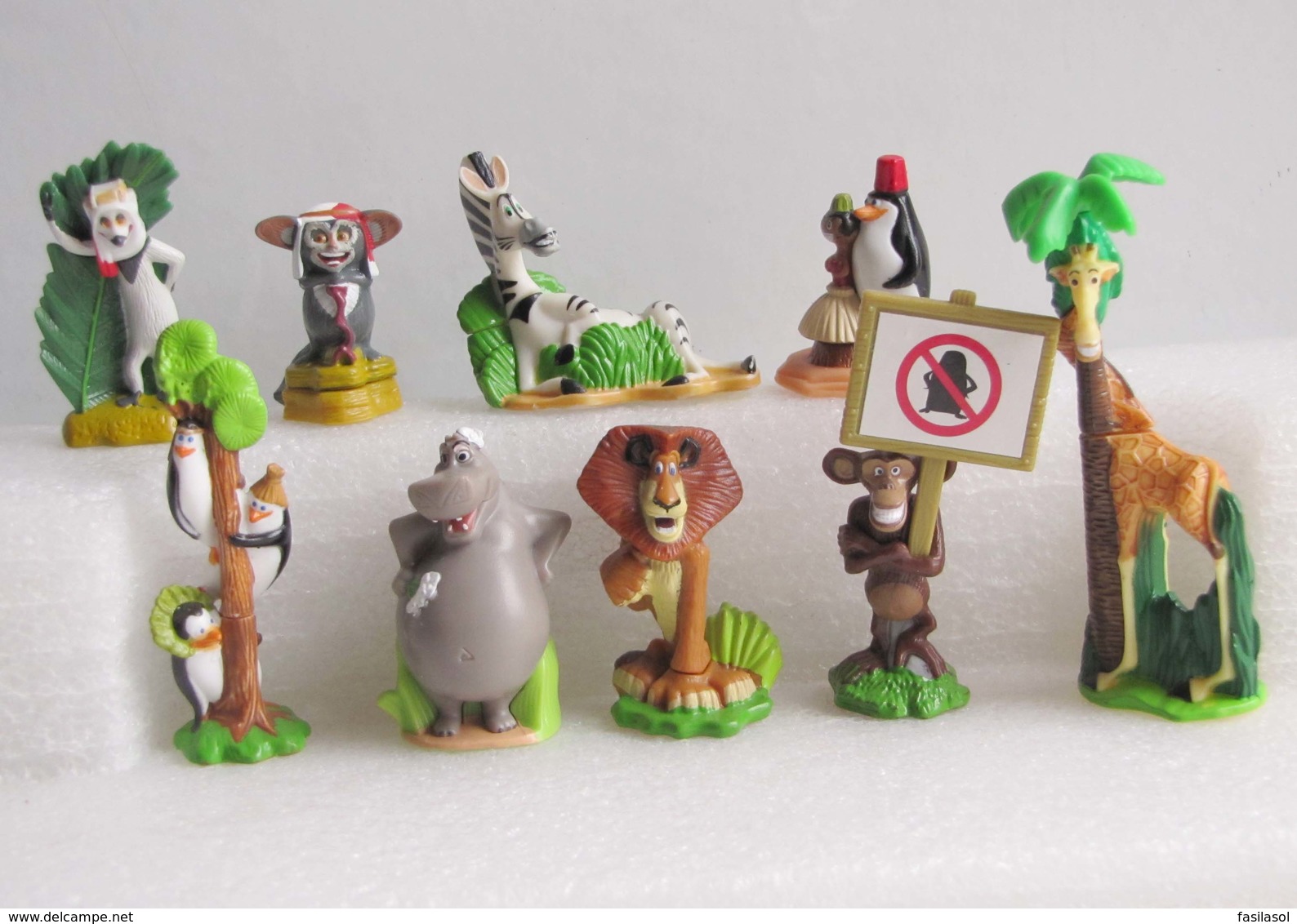 Kinder 2009 : Série Complète : Madagascar 2 (9 Figurines Avec 1 BPZ ) - Dessins Animés