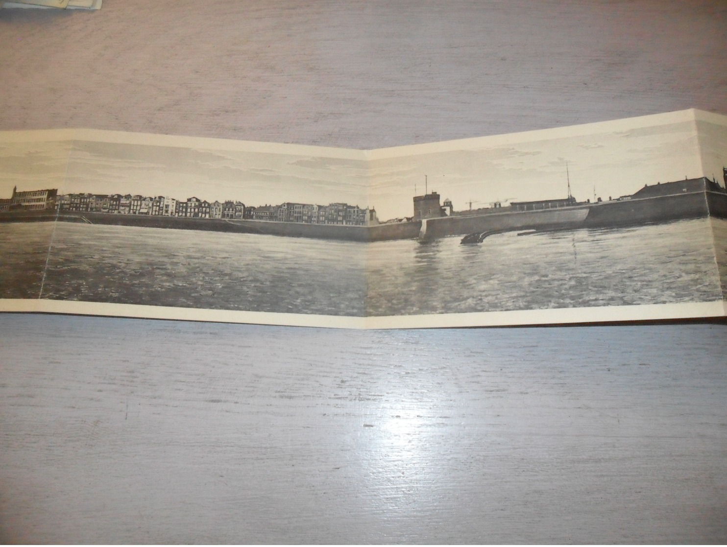 Nederland ( 609 )  Holland  :   Vlissingen   8 - Voudige  Panoramakaart  Postkaart - Vlissingen