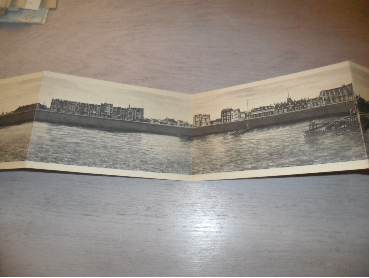 Nederland ( 609 )  Holland  :   Vlissingen   8 - Voudige  Panoramakaart  Postkaart - Vlissingen