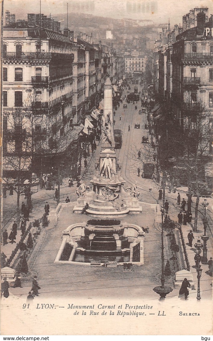 Lyon (69) - Monument Carnot Et Perspective De La Rue De La République - Autres & Non Classés