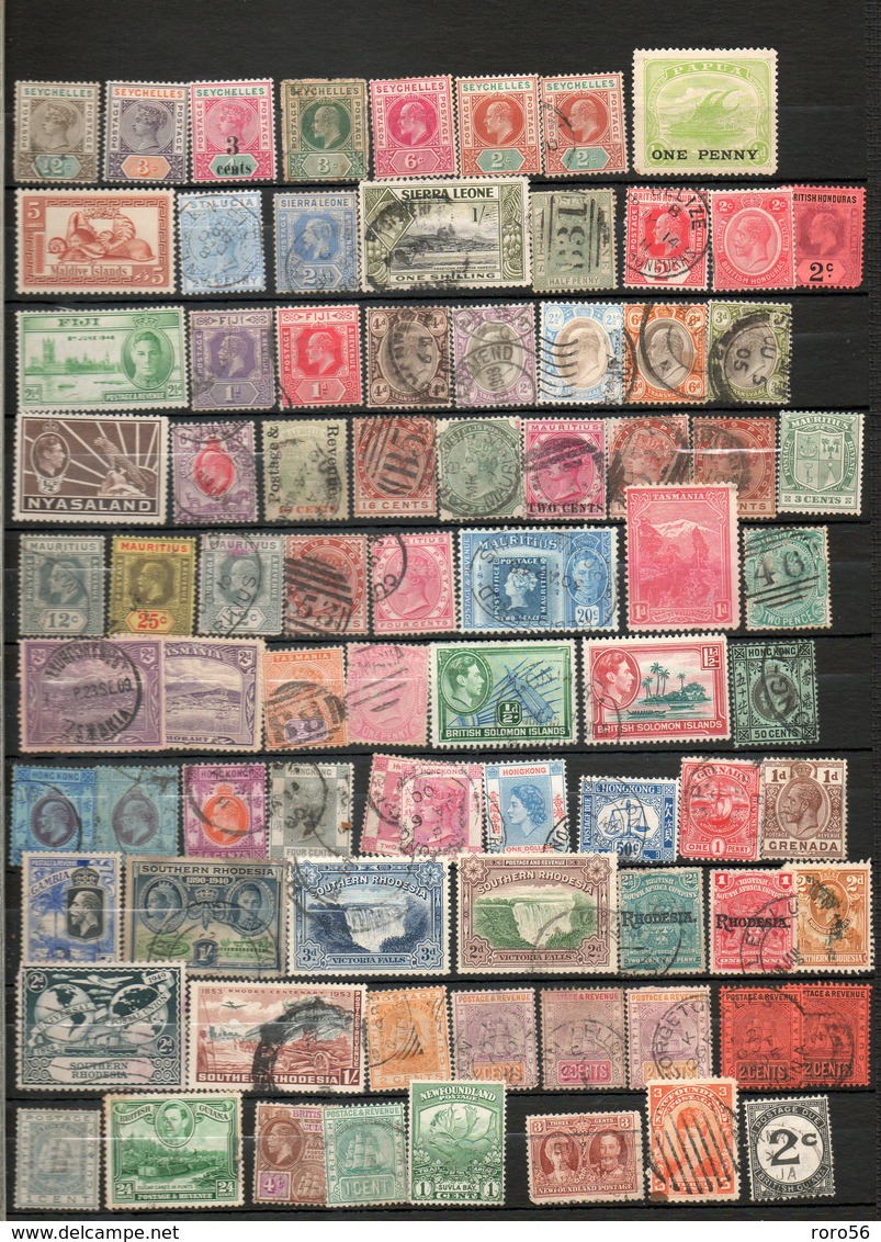 Timbres du monde-Grande-Bretagne et ses Colonies bien représentées-Des centaines de TP beaucoup avant 1920-Forte Cote.