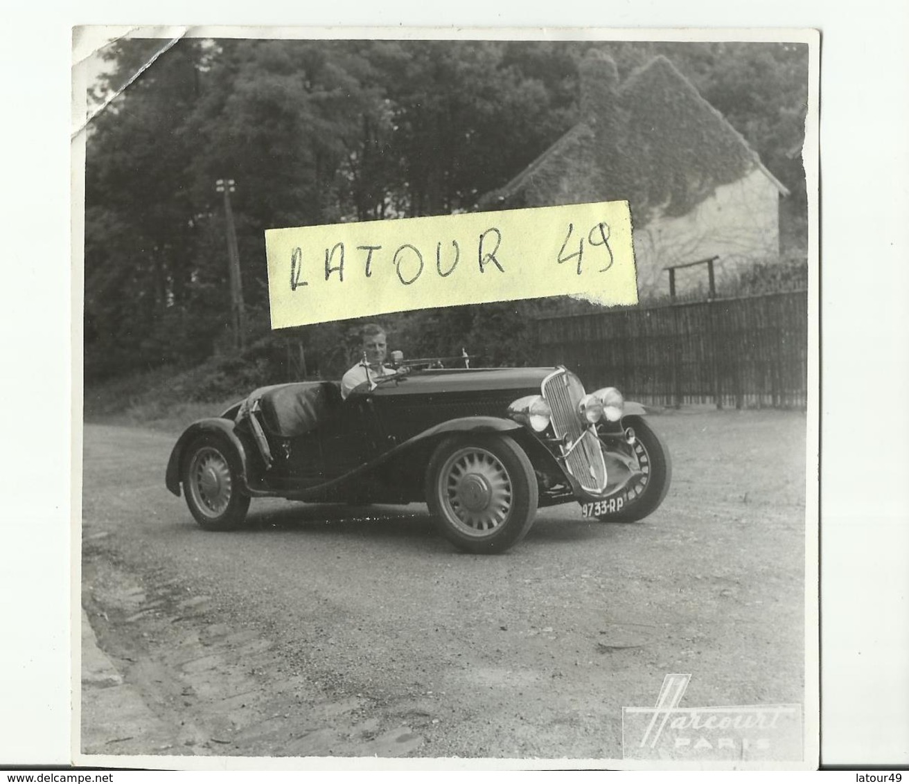 Photo Voiture Traction Decapotable  12 X 12 Cm Photo Harcourt Paris Avec Dans La  Voiture  Artiste De Cinema - Autres & Non Classés