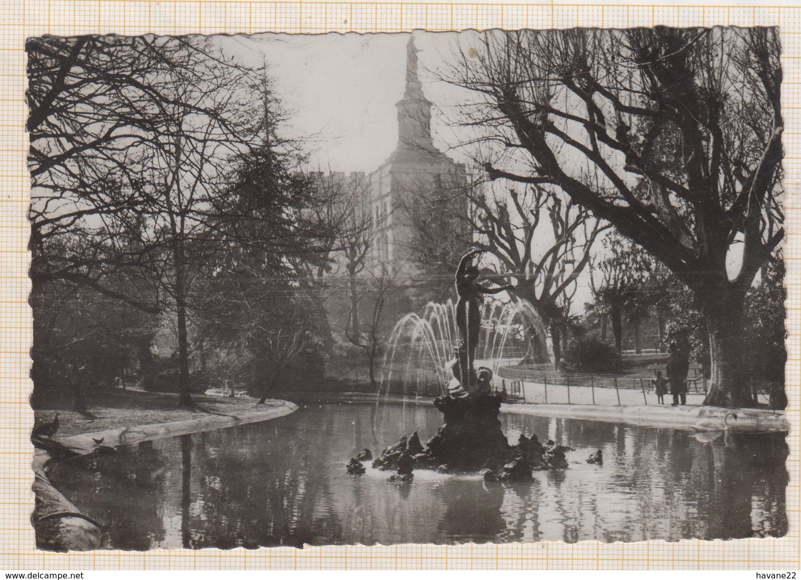 9AL388 AVIGNON  LES JARDINS   2 SCANS - Avignon