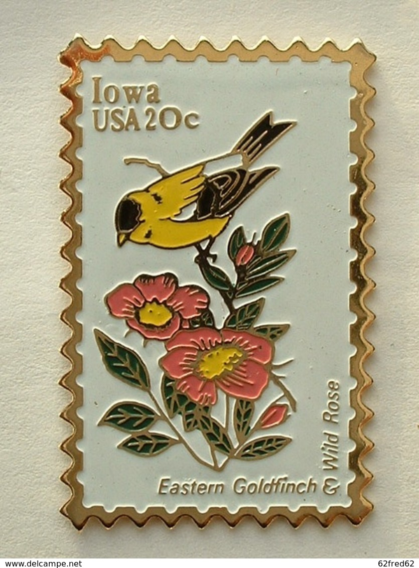 PIN'S TIMBRE - OISEAU - IOWA  USA 20c - Animaux