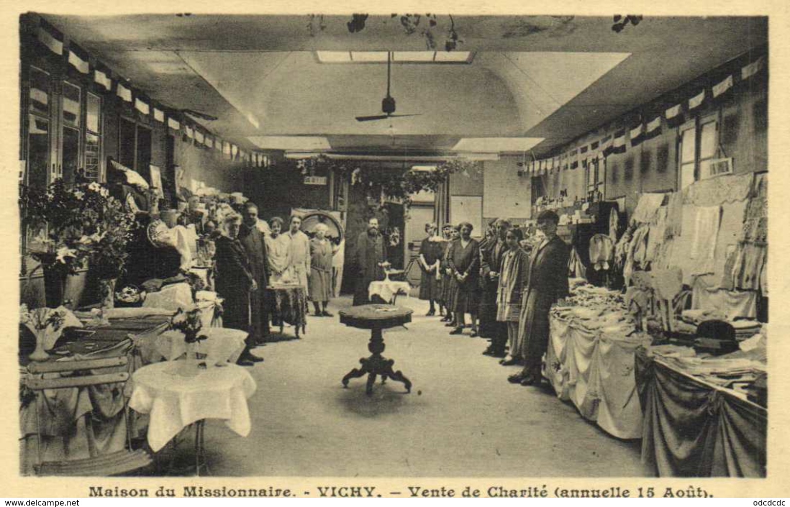 VICHY Maison Du Missionnaire Vente De Charité ( Annuelle 15 Aout)   RV - Vichy