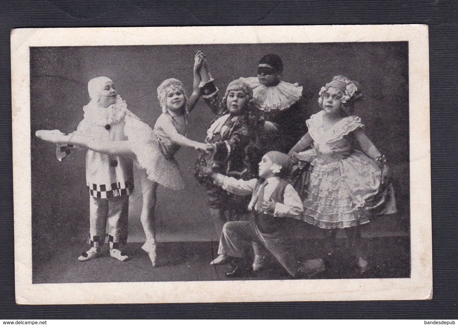 Artistes Le Troupe Des Liliputiens Russes Katia Du Casino De Paris ( Danse Costumes Pierrot Jeune Fille En Tutu ) - Artisti