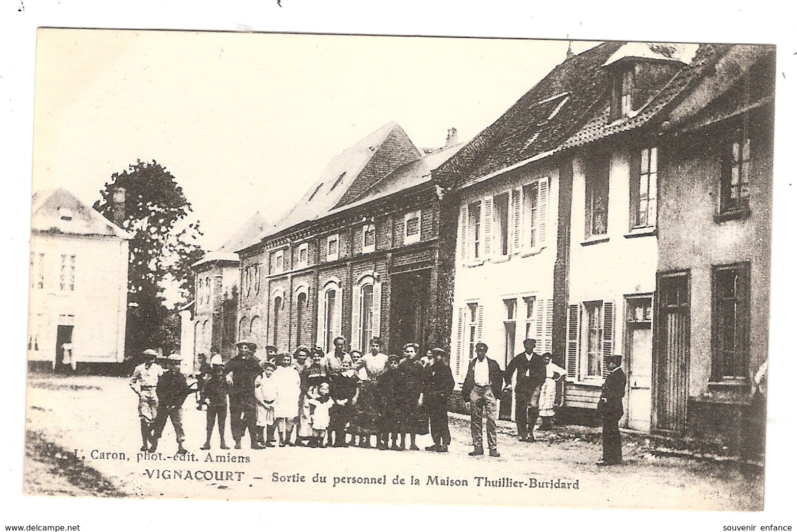 CPA Vignacourt Sortie Du Personnel De La Maison Thuillier Buridard   80 Somme - Vignacourt