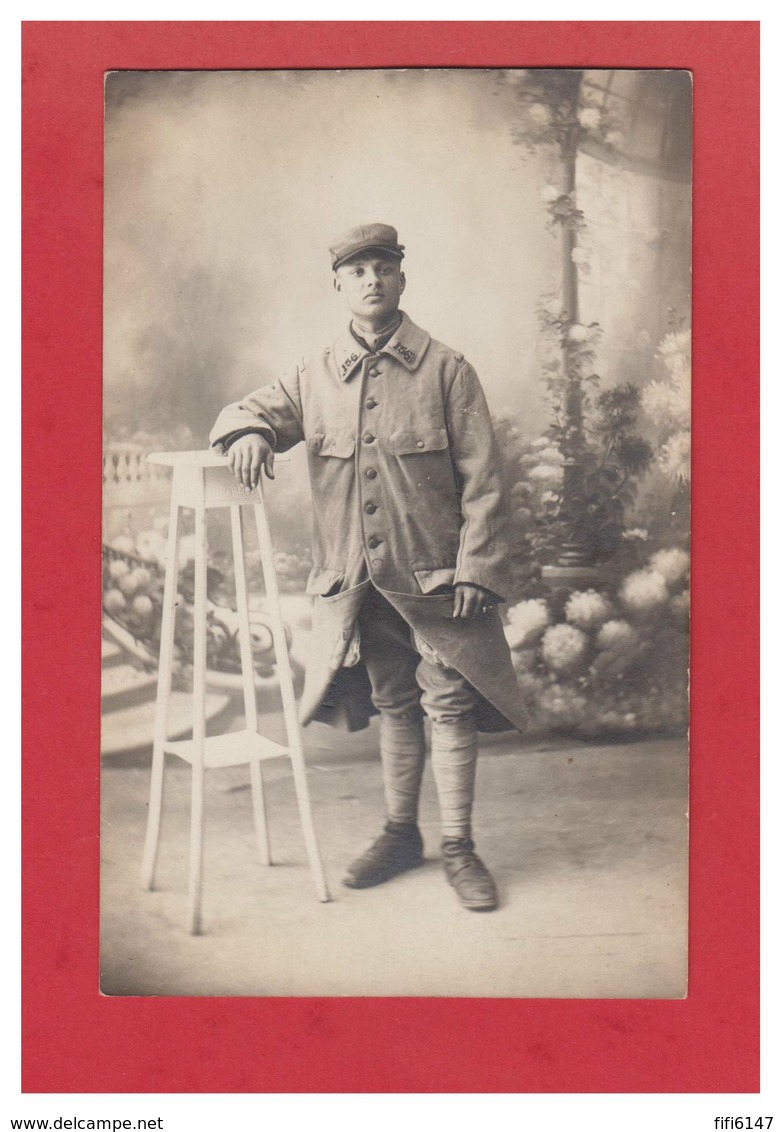 CARTE PHOTO -- UN BIFFIN DU 156° RI DE TOUL A LA POSE-- - Weltkrieg 1914-18