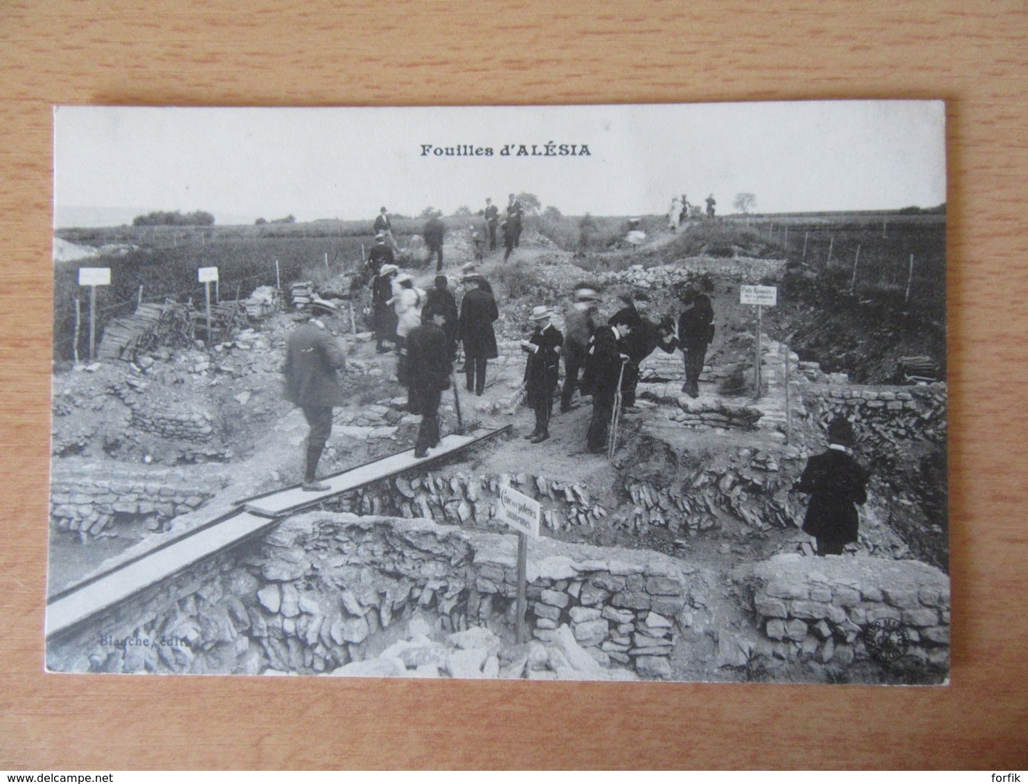 CPA - Fouilles D'Alésia - Carte Très Animée, Non-circulée - Bourgogne