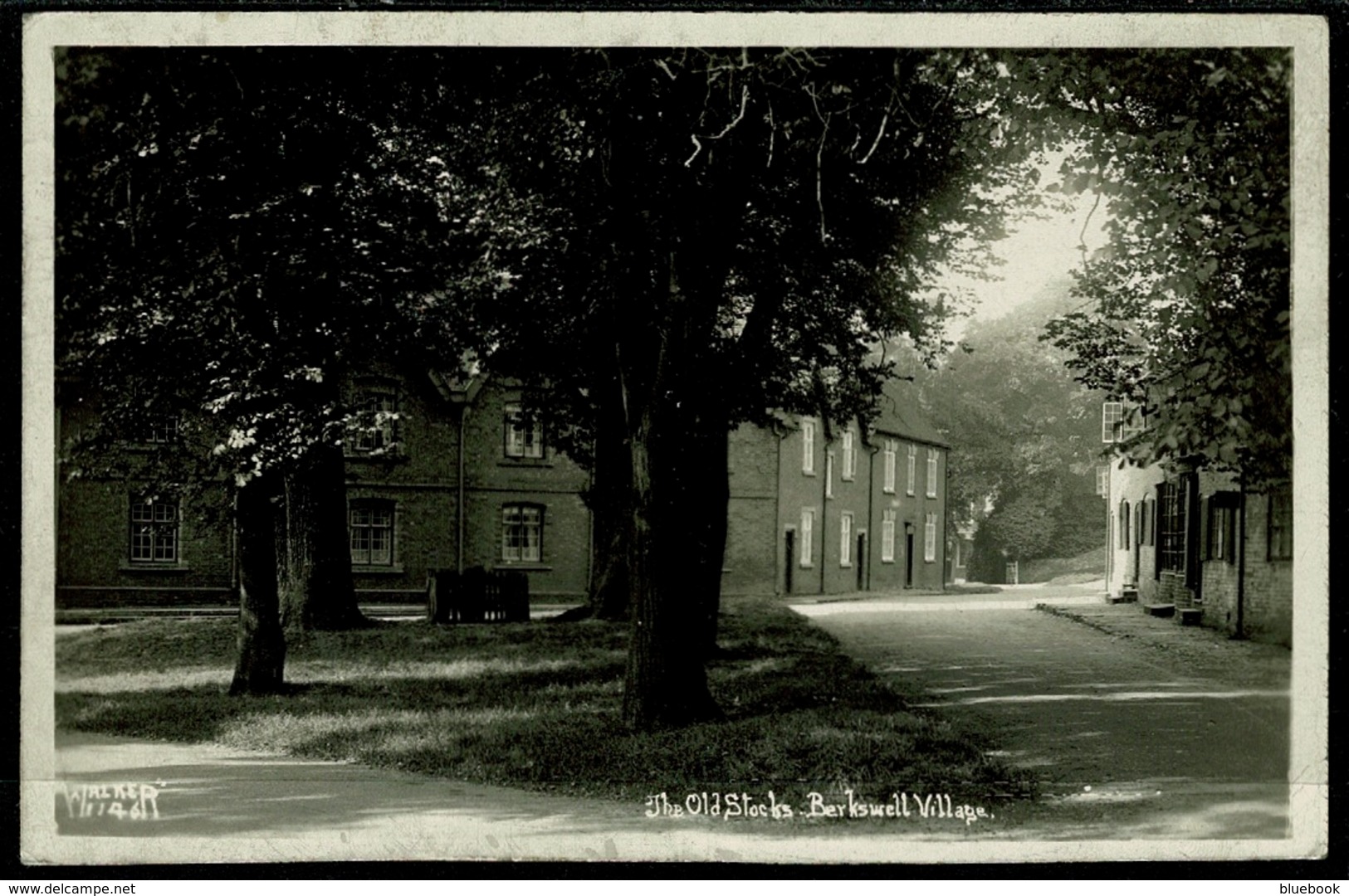 Ref 1273 - 1948 Real Photo Postcard - The Old Stocks - Berkwell Village Near Balsall Common Solihull - Altri & Non Classificati