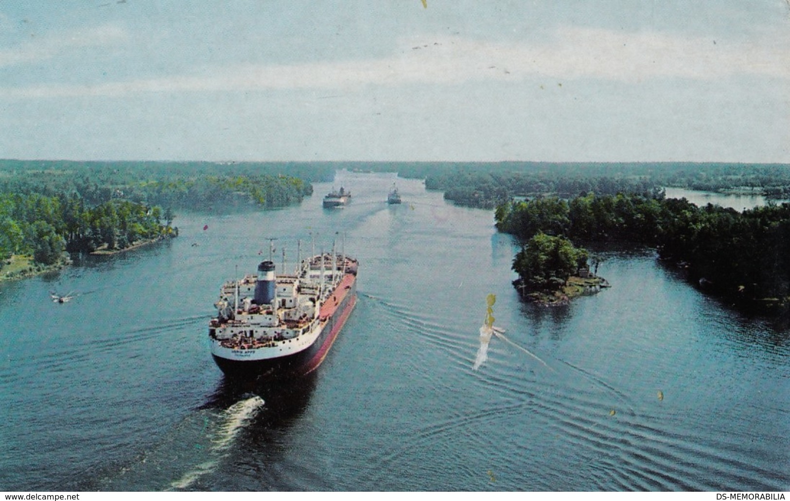 St Lawrence Seaway Channel Seen From 1000 Islands Bridge , Ship 1989 - Thousand Islands