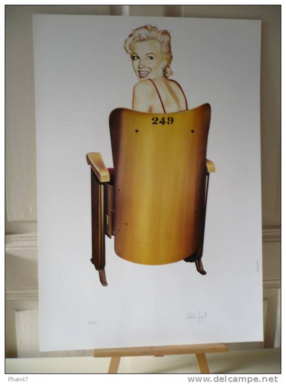 GUYOT Adelin, Marilyn Monroe Sur Un Fauteuil De Cinéma,  Affiche De Galerie, Signée Main, Numérotée, Parfaitement Neuve - Affiches