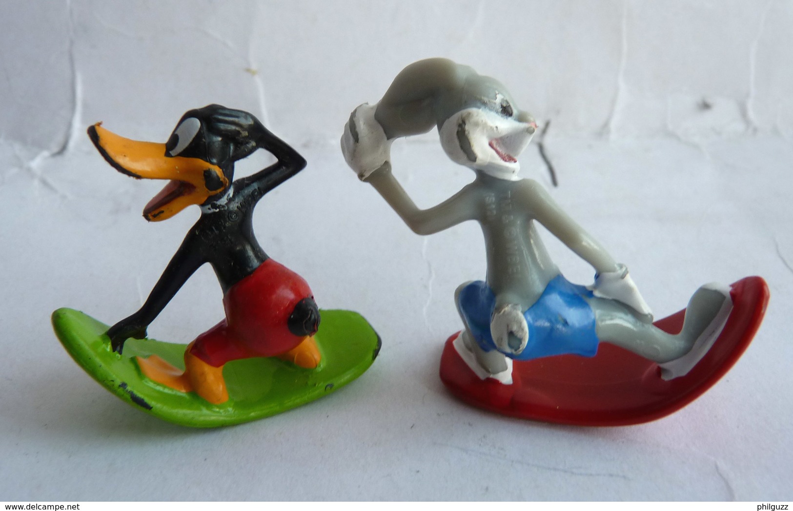 2 FIGURINES PUBLICITAIRES WEETOS 2002 PRIME WARNER DAFFY DUCK & BUGS BUNNY - Autres & Non Classés