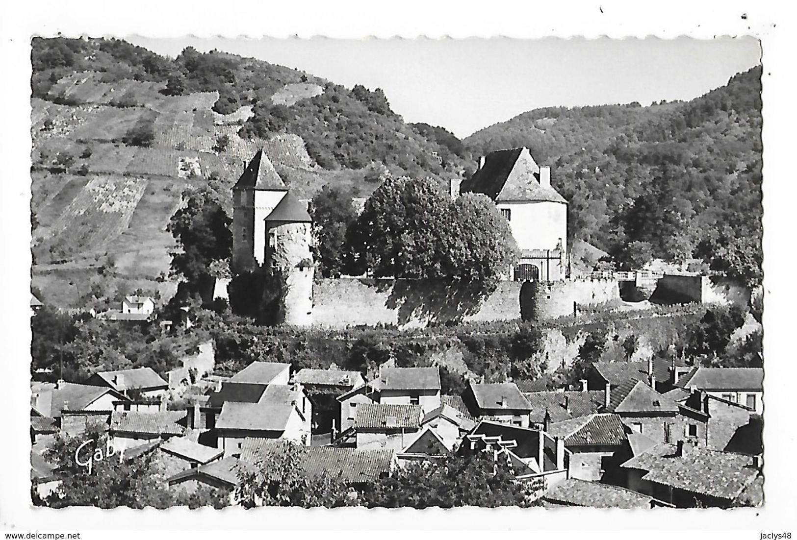 CHATELDON  (cpsm 63)  Le Château Du XIII° Siècle   -  L  1 - Chateldon