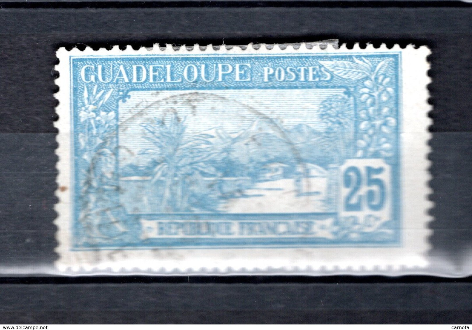 GUADELOUPE N° 62  OBLITERE COTE 0.50€     MONT HOUELMONT PAYSAGE - Usati