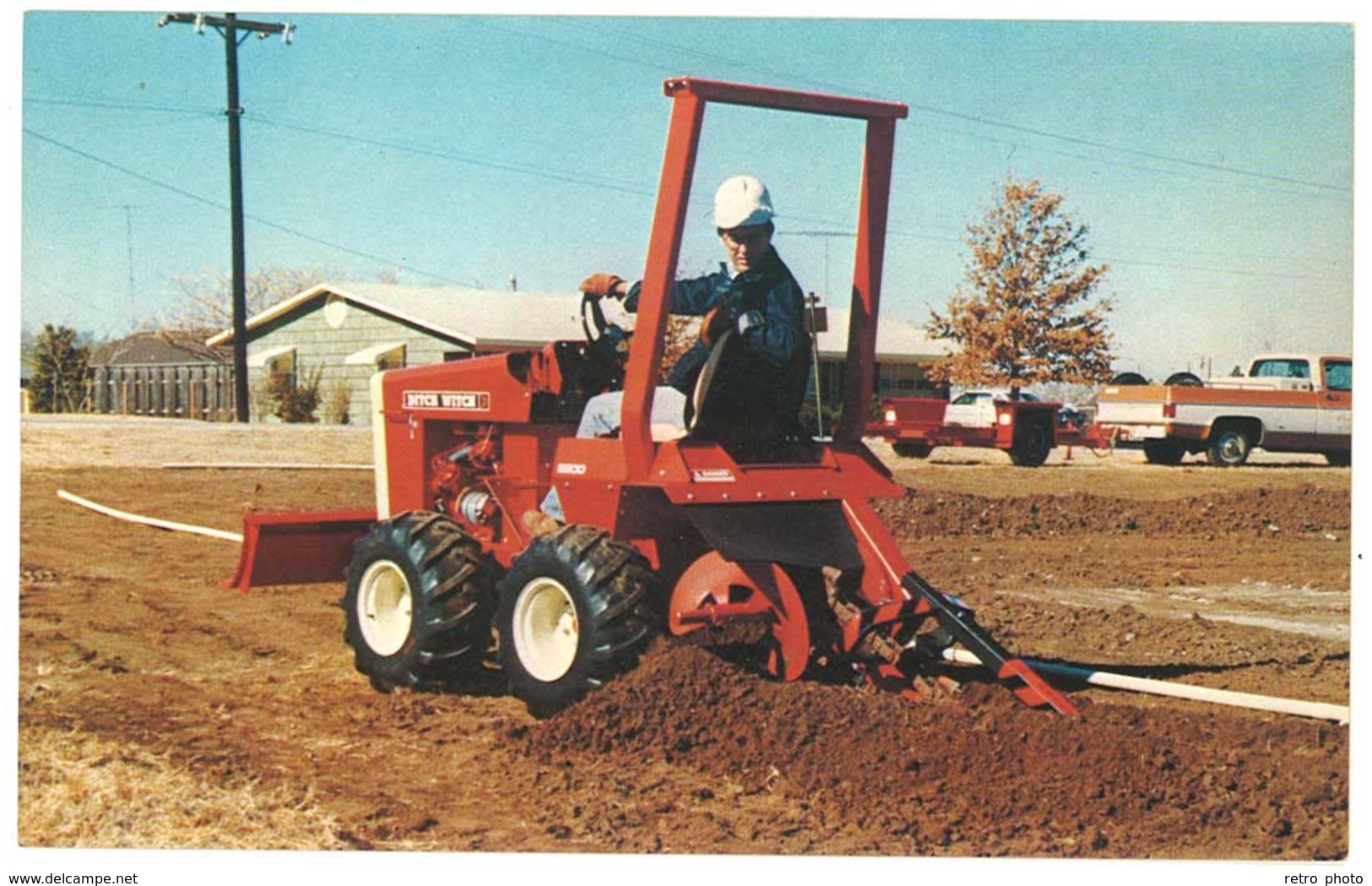 Cpsm The Ditch Witch Model 2200 ( Manufacture By Charles Machines Works, Inc.) - Autres & Non Classés