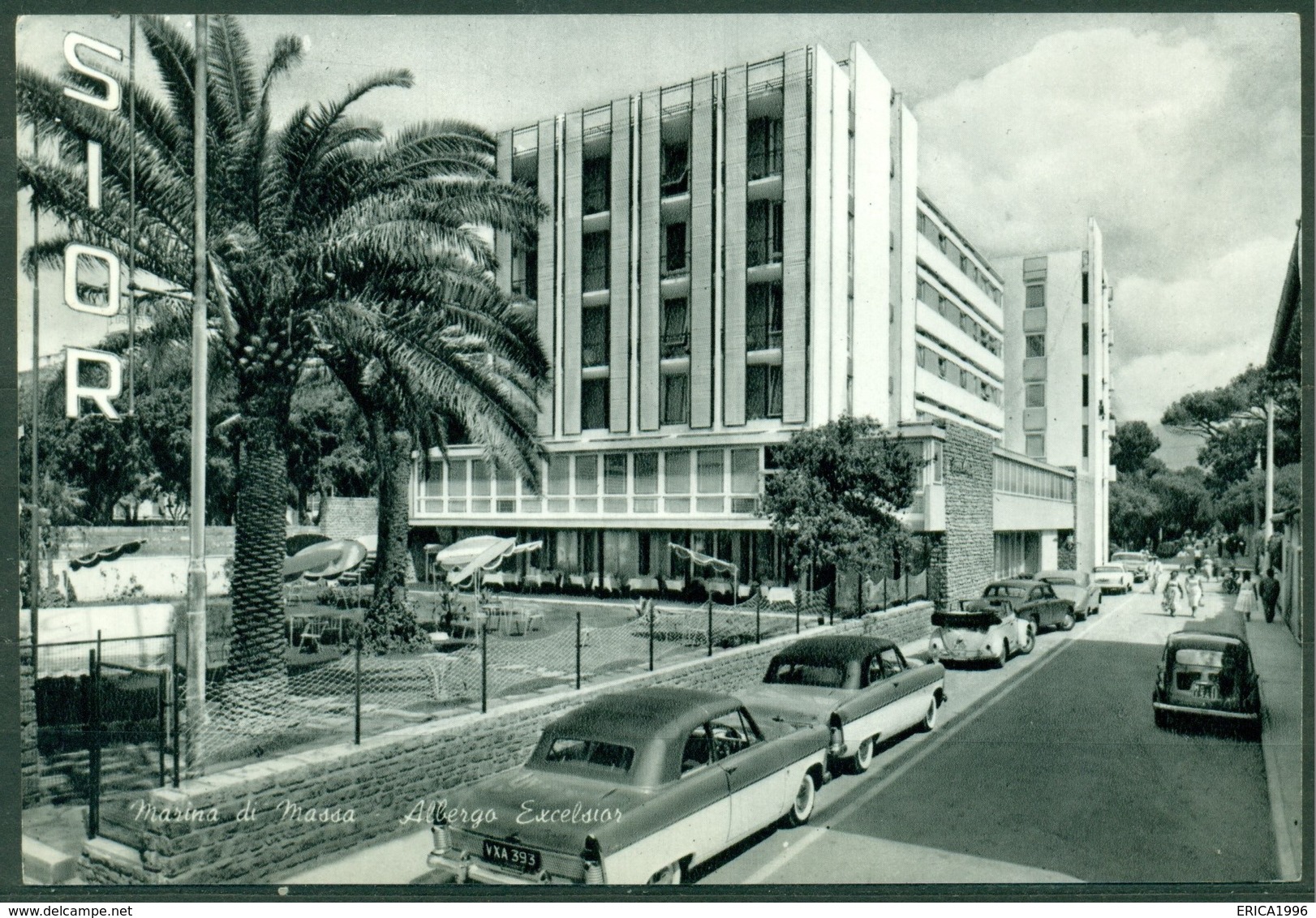 CARTOLINA - CV1771 MARINA DI MASSA (MS) Albergo Excelsior, Con Belle Auto, FG, Viaggiata 1959, Ottime Condizioni - Massa