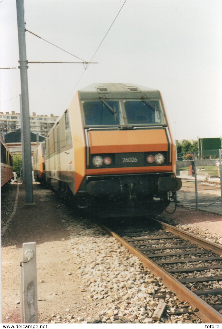 Cartes Représentant Différents Types De  TRAINS De La SNCF - Chemin De Fer