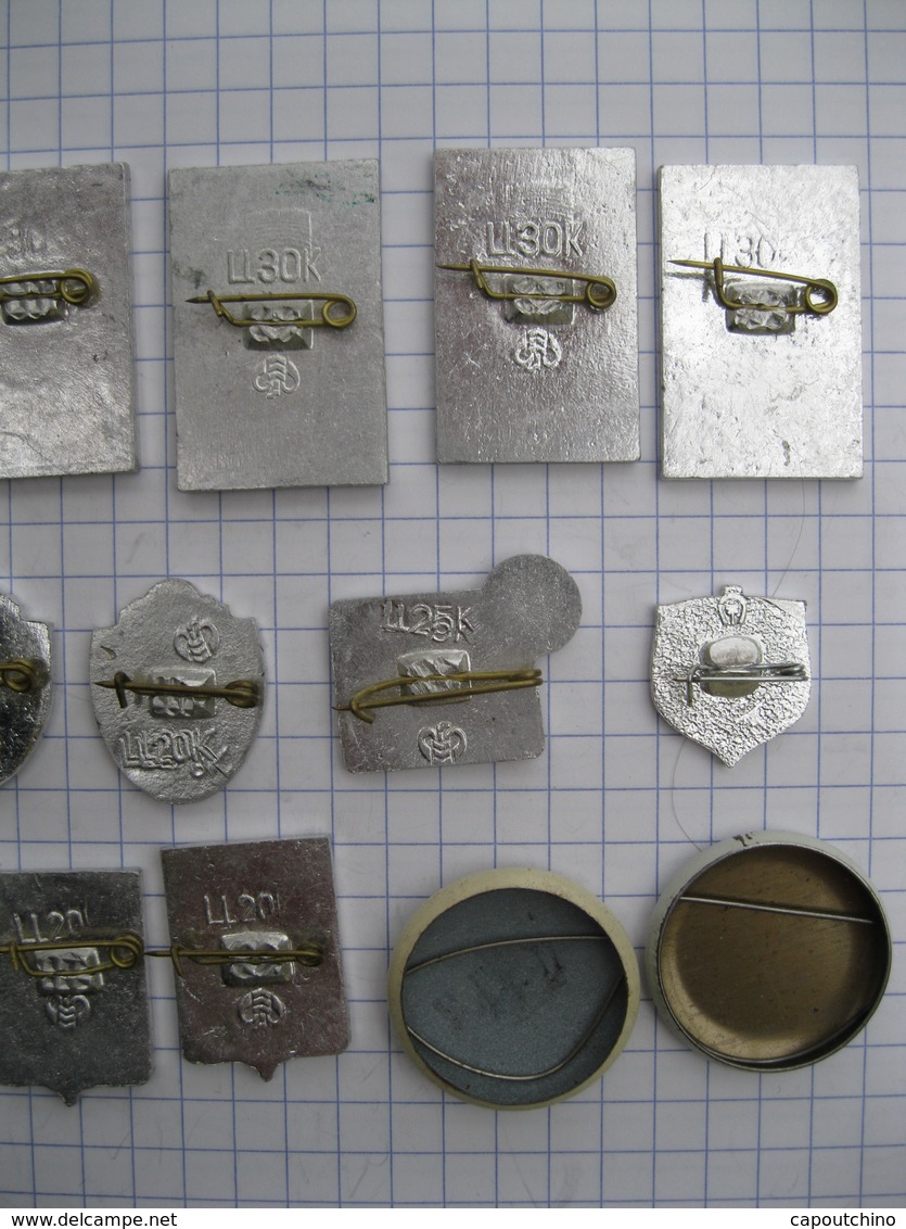 A IDENTIFIER Lot de 21 pin's épingle d'origine URSS ?