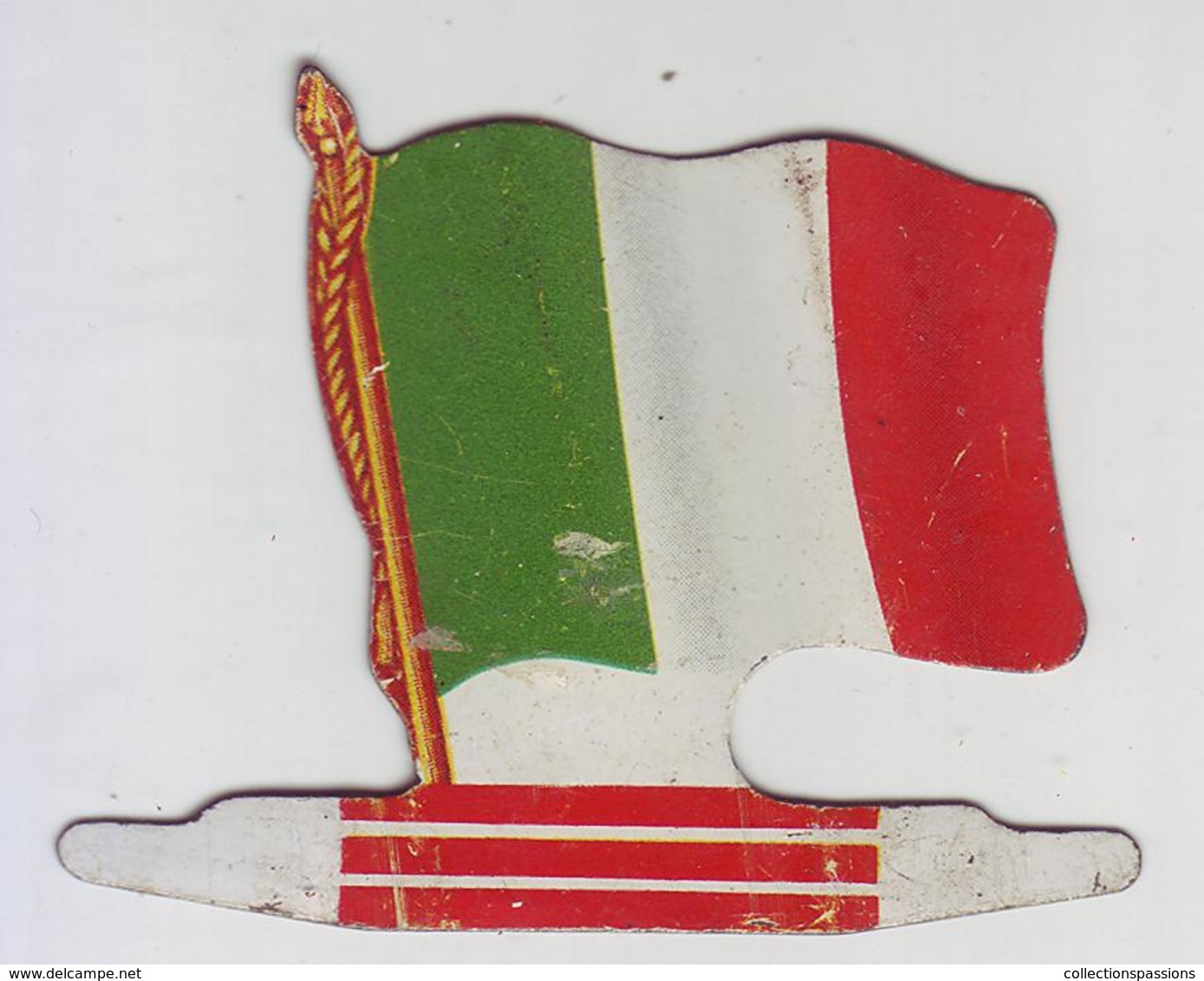 - Offert Par L'Alsacienne Biscuits - Drapeau " ITALIE " - Objet Publicitaire En Métal - - Autres & Non Classés