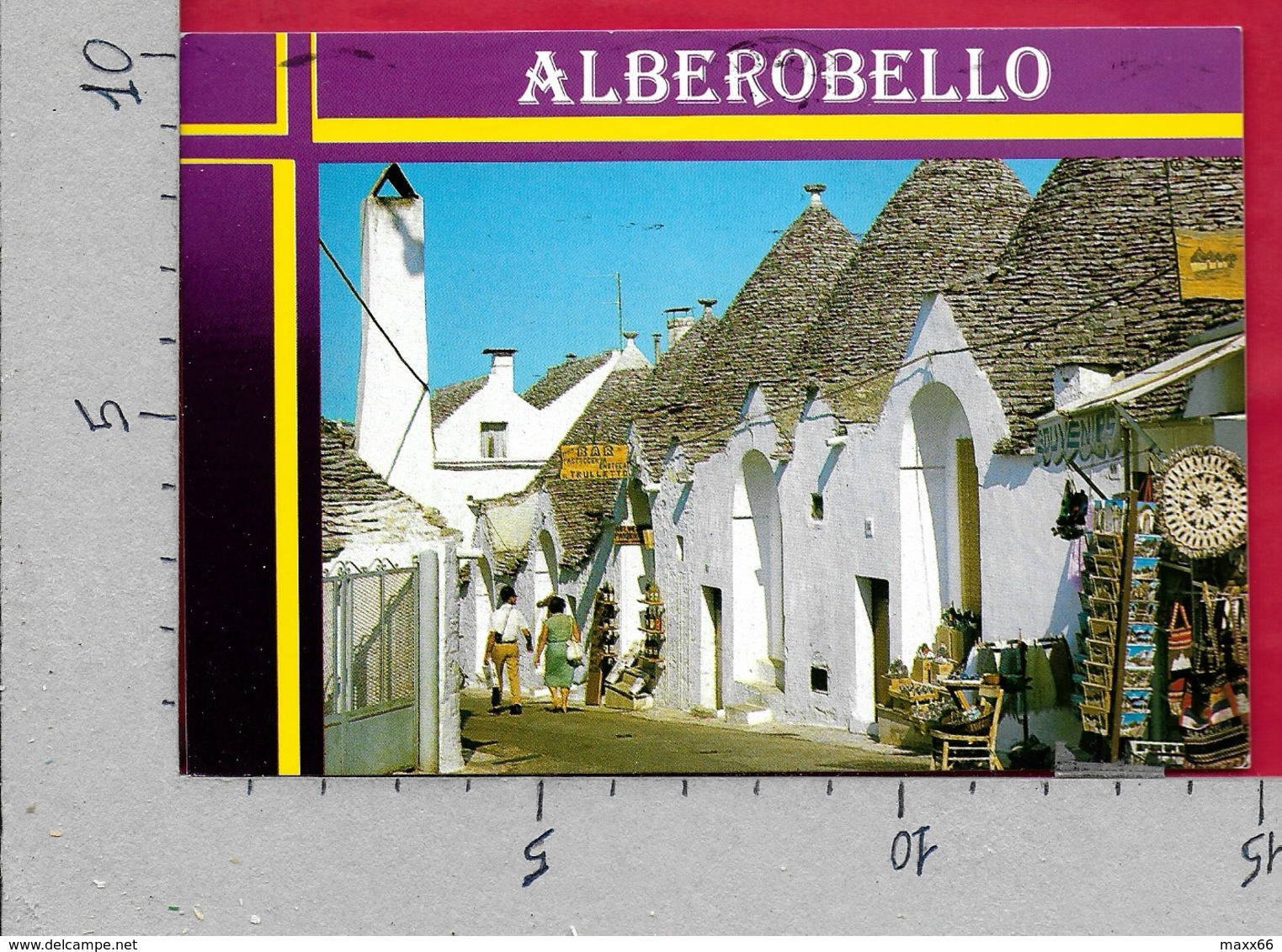 CARTOLINA VG ITALIA - ALBEROBELLO (BA) - Scorcio Caratteristico - 10 X 15 - ANN. 1986 - Bari