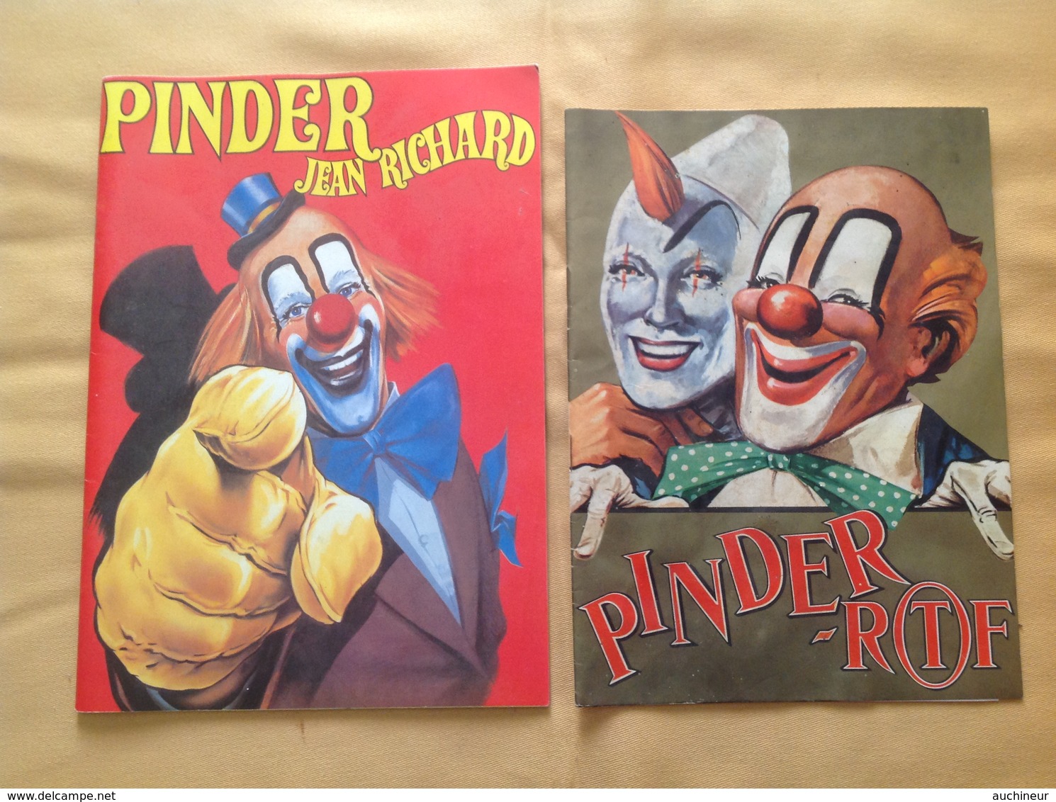 2 Programmes Du Cirque Pinder Jean Richard Et ORTF - Programmi