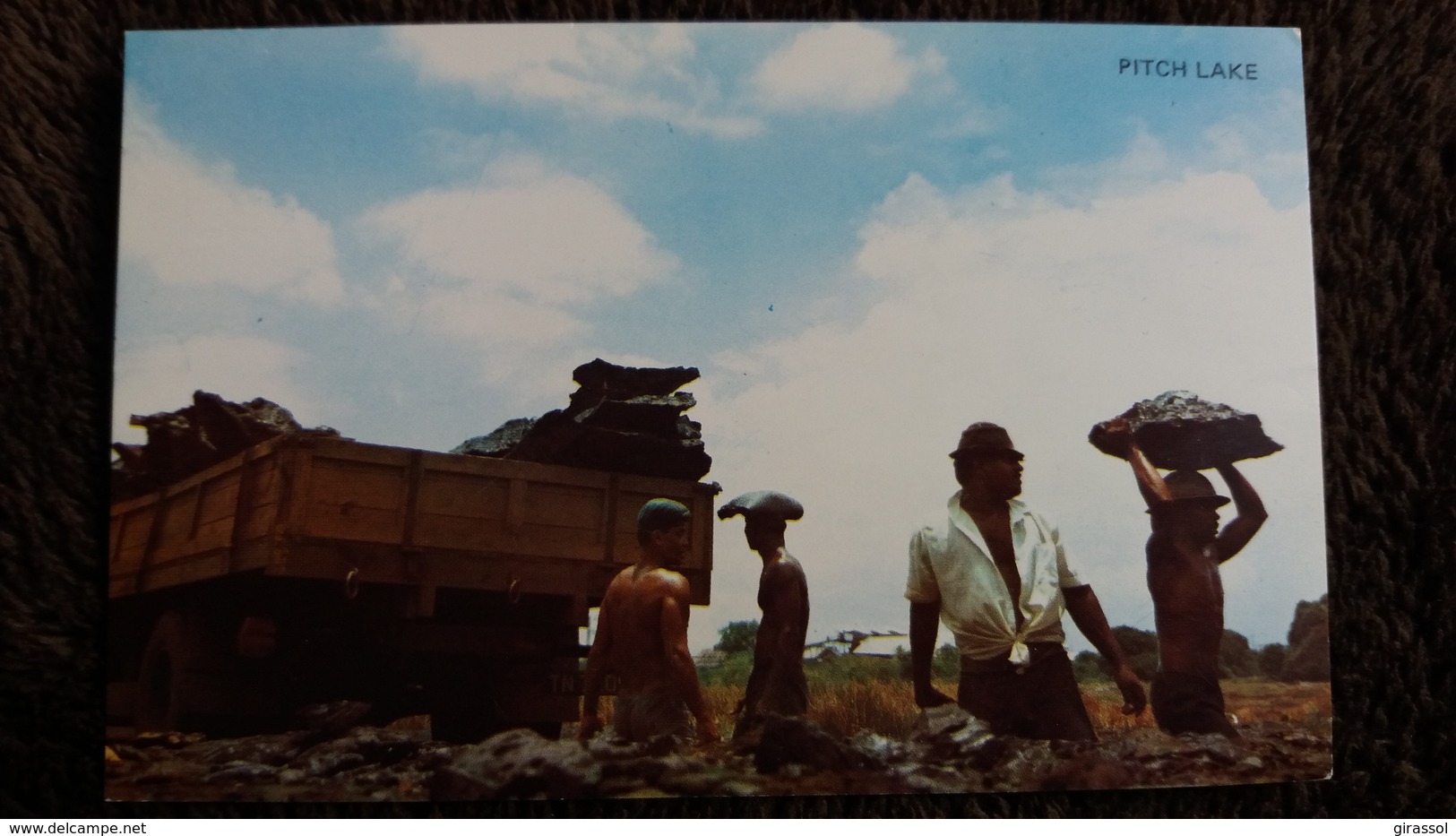 CPSM TRINIDAD PITCH LAKE PITCH IS STILL DUG OUT FROM TRINIDAD S FAMOUS LAKE METIER - Autres & Non Classés