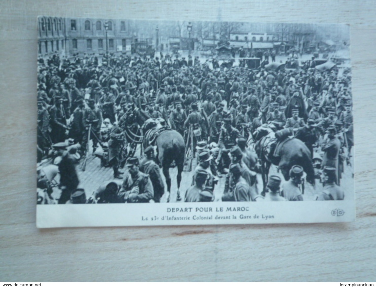 SD DEPART POUR LE MAROC LE 12° REGIMENT D'INFANTERIE DEVANT LA GARE DE LYON CIRCULEE  DOS DIVISE ETAT BON ELD - Manoeuvres